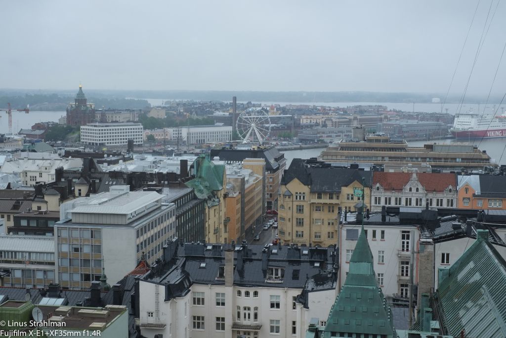 Stad fotograferad uppifrån.