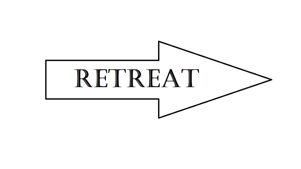 En pil med texten "retreat" på